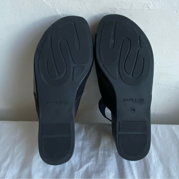 Kenneth Cole Gentle Souls Gianna Black Perforated Leather Sandal  Size 9.5 - Picture 11 of 14